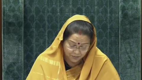 सपा नेता एवं सांसद आजमगढ़ माननीय श्री धर्मेंद्र यादव जी.TET परीक्षा को लेकर देशभर के 25 लाख शिक्षकों, अकेले उत्तर प्रदेश के 2
लाख से ज़्यादा शिक्षकों में गहरा रोष व्याप्त है । शिक्षक समाज का आधार होता है और पहले ही एक प्रक्रिया के तहत उसका चयन होता है । ऐसे में 2011 से पूर्व नियुक्त शिक्षकों पर TET थोपने से असुरक्षा और  असंतोष की भावना फैल चुकी है, जो शिक्षा प्रणाली की स्थिरता को प्रभावित कर रही है । आज संसद में मैंने शिक्षकों के पक्ष को अपनी पार्टी के तरफ़ से  मजबूती से रखा। आदरणीय धर्मेंद्र यादव जी जिंदाबाद देश और उत्तर प्रदेश की आवाज ..