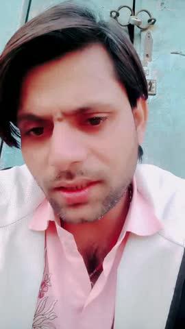 या साल आ रहा है पार्टी मनाने तुम भी जाएगा 
फनी कॉमेडी वीडियो 
Singer Ravi Tiger