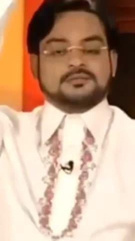 Gaon ka Rajdarbar shuru ho gaya…
Jahan faisle kam, hasi-majak zyada hota hai 😂👑"
.
.
#GaonKaRajdarbar #ComedyReel #DesiFun #VillageComedy #FunnyVideo #ReelMasti #TrendingReels #LaughTime #DesiHumor #ViralGaonReel