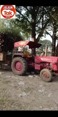 जालौन. वन विभाग ने पकड़ा लकड़ी से भरा ट्रेक्टर ट्राली