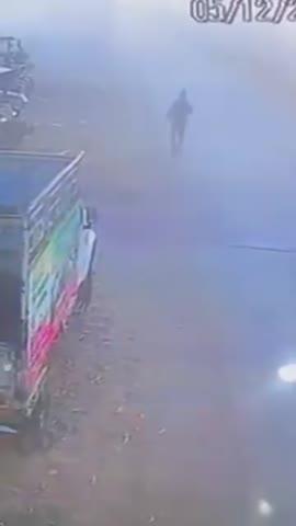 मंडला में हिट एंड रन हादसा: सीसीटीवी में कैद टक्कर, जन अभियान परिषद समन्वयक की मौत