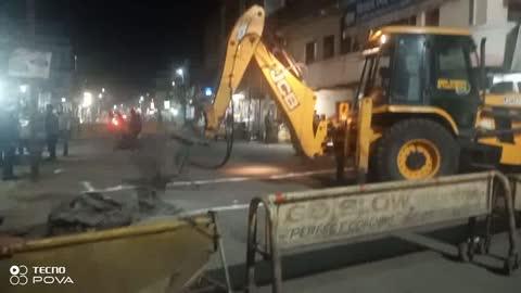 सर्वोदय चौराहे से खुरई ओवर ब्रिज का रास्ता रहेगा बंद नाली की चल रही है  खुदाई