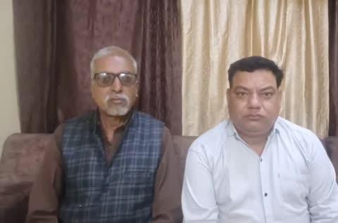 A1 media सामाजिक कार्यकर्ता मनीष उपाध्याय से एक खास बातचीत कोरोना काल से ही मरीजों की सेवा करते आए हैं