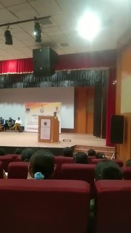 *प्रियंका चौधरी विधानसभा में करेगी करौली जिले का नेतृत्व*
हमारे समाज क्षेत्र के लिये बडे हर्ष का विषय है की मंडल अध्यक्ष गीता देवी जाट और भाई जगदीश जाट की लाडली बिटिया  प्रियंका चौधरी निवासी_खेड़ा (जमालपुर) जो  वहीं गाँव के राजकीय विधालय में अध्यनरत है, उसने हमें गौरांवित किया है लाडली बेटी का चयन उस प्रबल कार्यक्रम में हुआ जिसमें पूरे राजस्थान से मात्र 30 विधार्थी भाग लेंगे!बिटिया आने वाले 15 दिसम्बर को विधानसभा में मंत्री की कुर्सी पर बैठकर 21 वीं सदी आज का युवा कौशल पर संवाद करेंगी यह हम सबके लिये गौरव का विषय है बधाइयाँ प्रियंका बेटी यह एक शुरुआत है जब शुरुआत ऐसी है तो अंजाम क्षेत्र गाँव समाज का नाम रोशन करेगा साथ ही साथ अमित शर्मा को बहुत धन्यवाद जिनके मार्गदर्शन से यह सब संभव है एक अच्छे माता पिता और गुरु मिल जाना भी सौभाग्य है।