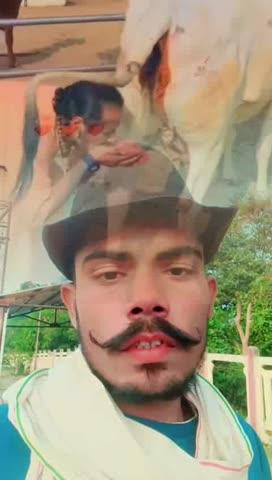 ये देखो अंध भक्तों को