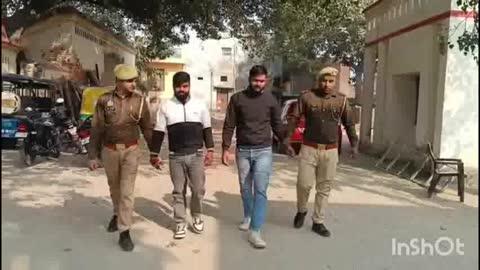 शाहजहांपुर जनपद  जलालाबाद पुलिस ने फर्जी आधार कार्ड और जन्मतिथि प्रमाण पत्र बनाने के आरोप में दो व्यक्तियों हरगोविंद ब अर्पित पांडे को गांव पलरई से गिरफ्तार किया है दोनों हरदोई जनपद के निवासी हैं। यह कार्रवाई उपजिलाधिकारी (एसडीएम) की शिकायत के बाद की गई। इस मामले में एक अन्य आरोपी गुड्डू राठौर फरार हो गया