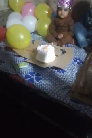 aj meri poti ka barthday hai