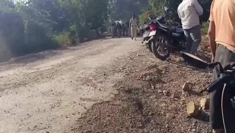 पैठण येथे अतिक्रमण हटाव मोहीम जायकवाडी येथे काल पार पडली.  यावेळी पोलिसांचा फौज फाटा तैनात करण्यात आला होता.. नागरिकांचा विरोध..