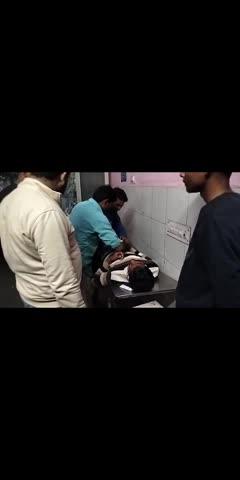 उन्नाव के बांगरमऊ कोतवाली क्षेत्र के अंतर्गत दो बाइकों की आमने-सामने जोरदार टक्कर तीन घायल