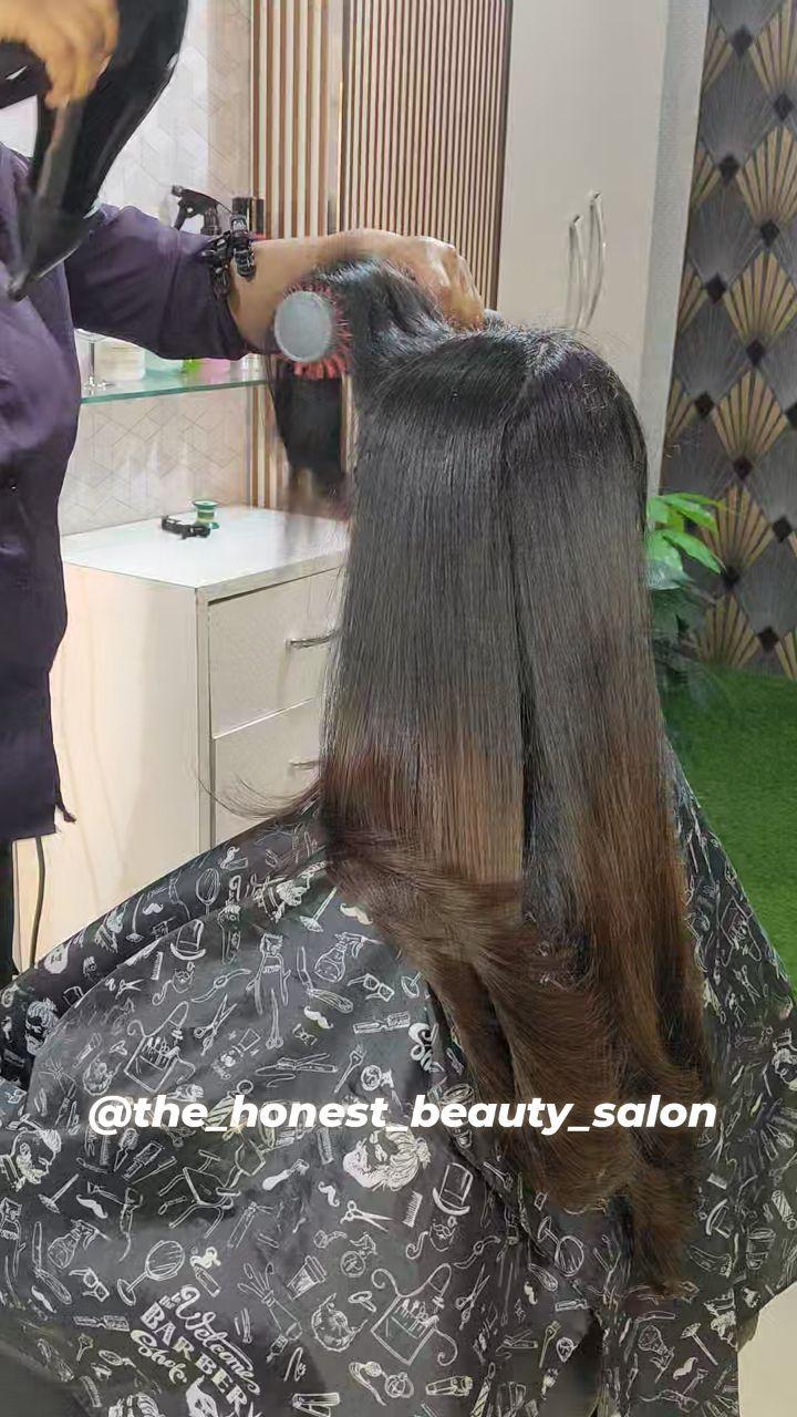 the_honest_beauty_salon 

#hazaribagsalon #reelsinstagram #hairstylist #viralreels #hairtransformation #professional #hazaribagh #hairdresser #jharkhand #india #indianhairstyle #