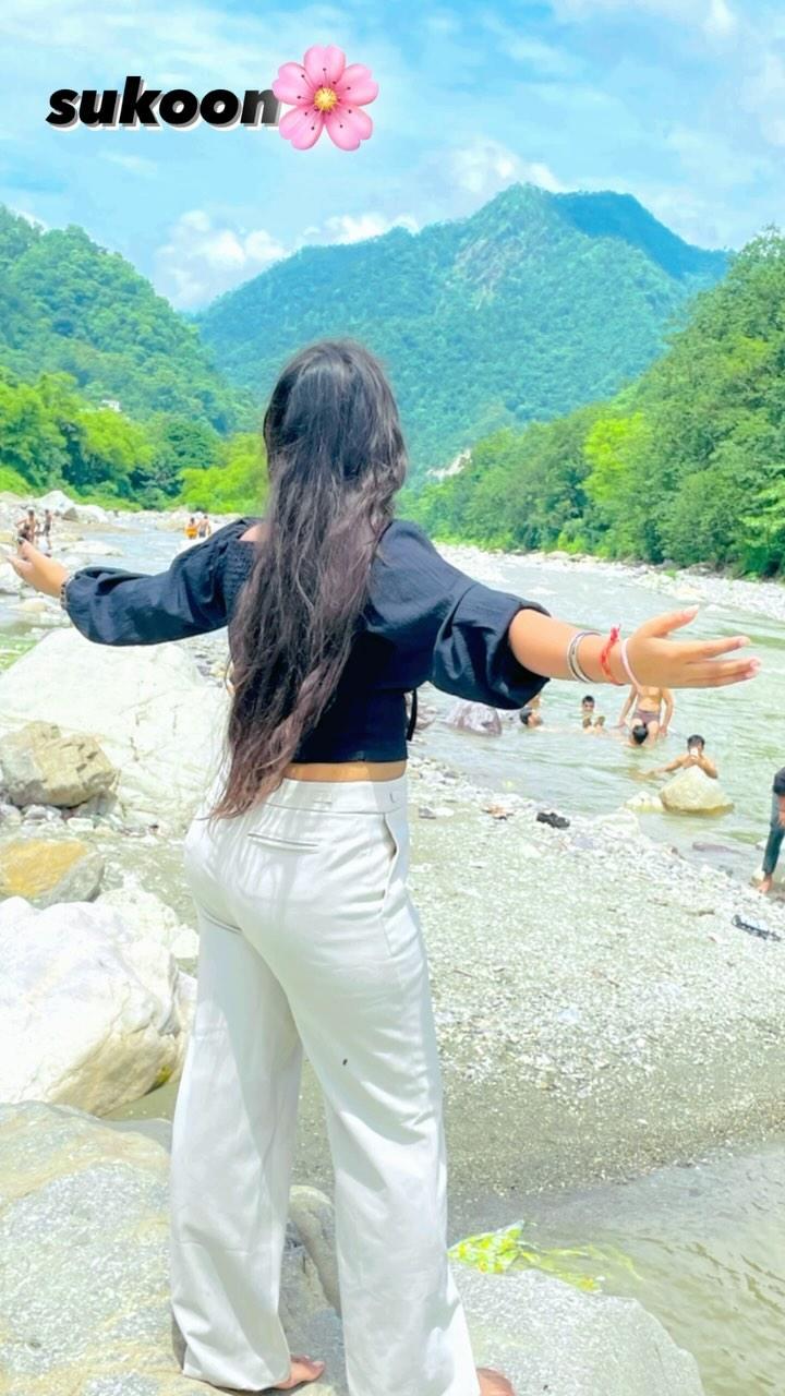 pahadon pr kon kon jana chahta hai
mansi_official_7065 

kuchbhikaho #inpahadokasukoon❤️ #yrrkuchbhikhaho💯⛰️ #kuchpalkehisahi #lekininpahadonmeaake #sukoon #pahad #travel #traveltheworld #travelling #travelingram #instagood #pahadi_swag #pahadigirl😘 #pahadonmein #pahadonsepyar❤️🔥 #pahadonwalimaggi #reelsinstagram #rishikeshtrip #rishikeshtrip #rishikeshtrip #rishikeshindia #tapovan #shivpuri #outingcamp #lifeenjoy #memories💕 #memories #keepgoing #viralvideos #fyp #explore 

creators instantbollywood instagram