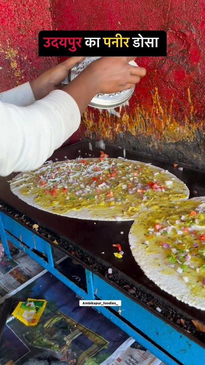 Dosa and view 😍

Mayur Hotel, Ramgarh 📍