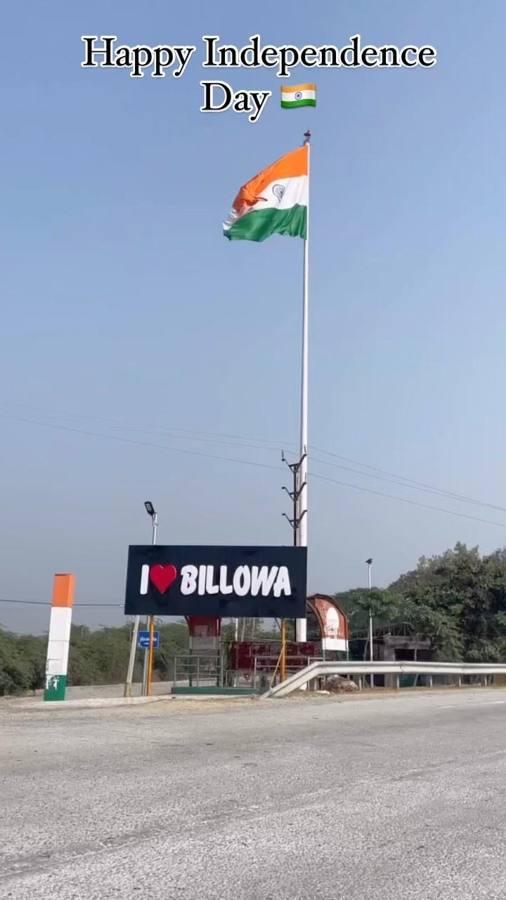 Happy Independence Day 🇮🇳🫡
#india #independenceday #skating #reels #instagram #tiranga #nationalflag #instalike #indian #road #girl #public #reaction #shorts #instadaily #madhubani #mithilanchal_se_hai #darbhanga #samastipur #maithili maithil_ronit