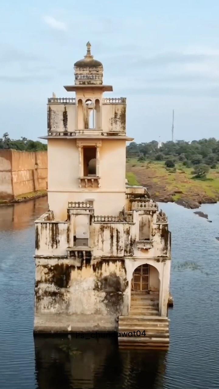 ये धरती है बलिदान की वंदे मातरम…
जय महाराणा प्रताप सिंह जी🙏🚩

🌞जय राजपूताना🌞

🙇‍♂️जय मेवाड़🙇‍♂️

Follow ps_chundawat04 
Follow ps_chundawat04 
Follow ps_chundawat04