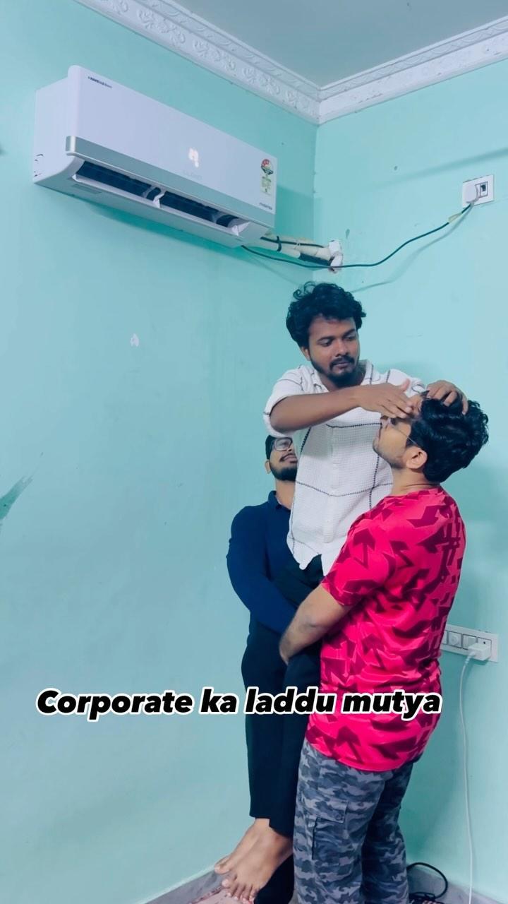 Corporate Ka Laddu Mutya🙏