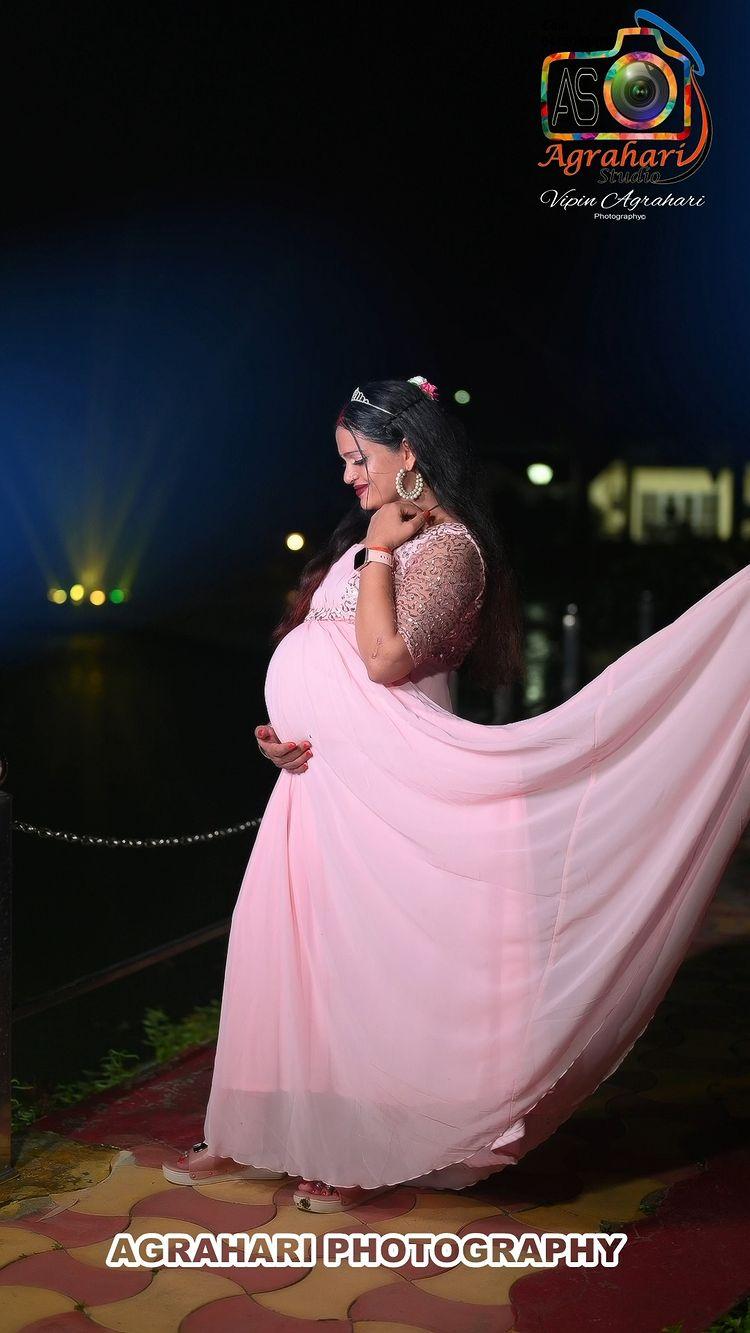 maternity shoot Cont - 9452031979