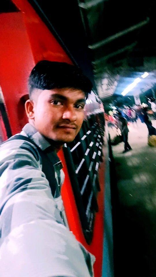 Howrah || हावड़ा जंक्शन #howrahrailwaystation 🌉🌉🌉