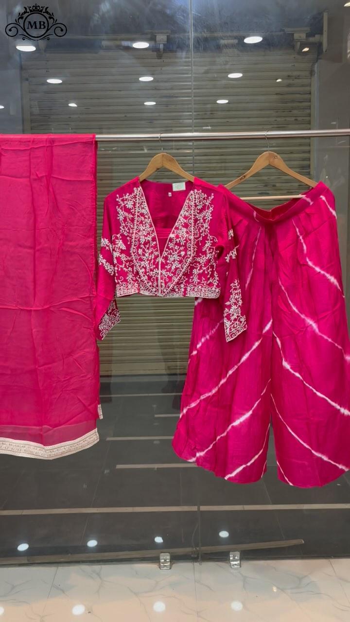 ✨NEW ARRIVALS✨
Mannat Boutique Originals Presents❤️

Get your hands On out gorgeous Premium Pure Original Dola Silk  Hand work Short Choli Divider Set❤️
 
Book now or regret later!
Fabric- Very soft Pure Original Dola SilkHand work Choli with Pure Dola Divider & Pure Organza Duppta❤️‍🔥 

Sleeves-3/4th with hand work
Color-2
Cut-Straight 
Size-40 42 44 46

Size chart-
S-36
M-38
L-40
XL-42
XXL-44
3XL-46
4XL-48
5XL-50

Sizes are corresponding to bust size
Pls order one
size up if you are a first time buyer or not sure
about your size as we strictly do not have size
exchange
Note- No exchange without parcel opening video
(Only for defects)
DM to order or whatsapp  on
7697699916
Follow mannatboutique23 for regular updates!