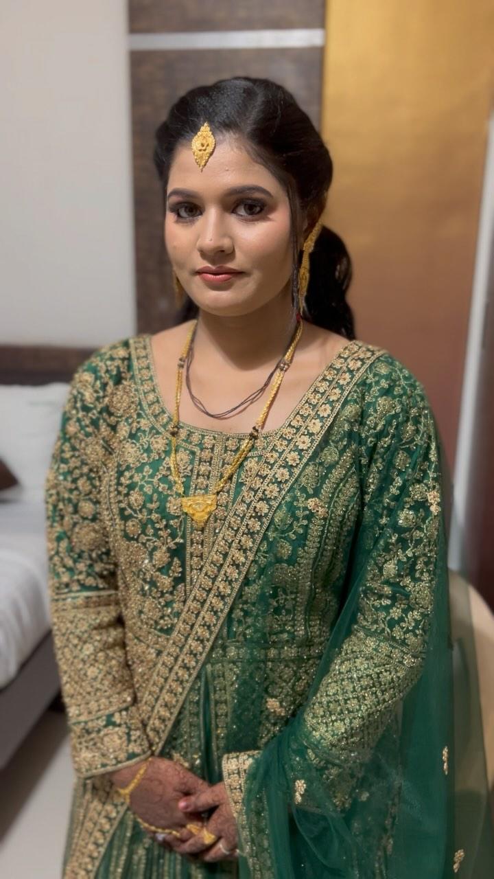 Mua diya__bridal__studio