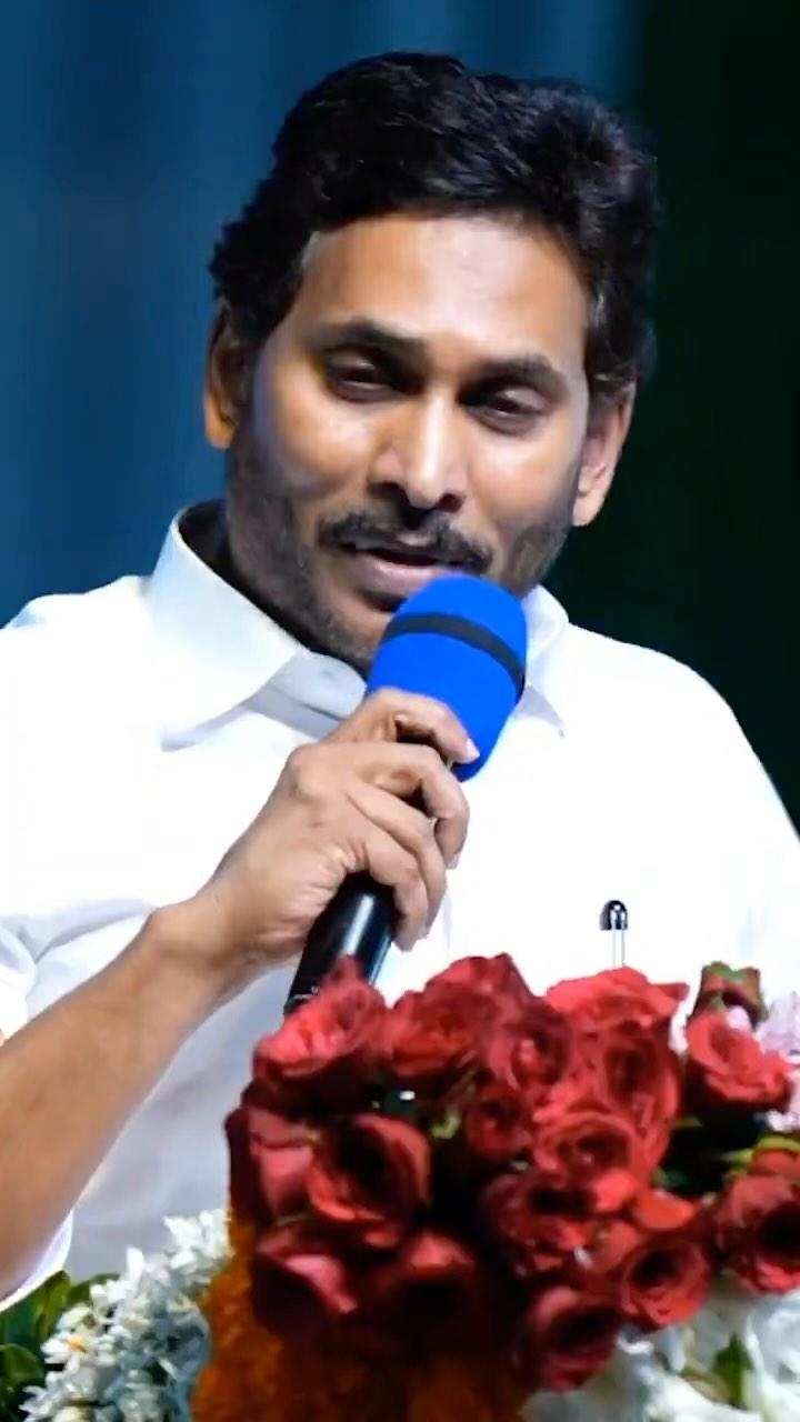 నా SC, నా ST , నా BC, నా మైనారిటీ 💯
నా మతం మానవత్వం 🔥

దళితుల ఆత్మగౌరవాన్ని రెట్టింపు చేసేలా World’s Tallest Ambedkar Statue ని మన రాష్ట్రంలో నిర్మించారు సీఎం ysjagan
Do follow and support ycp_vibes_jmd 🙏