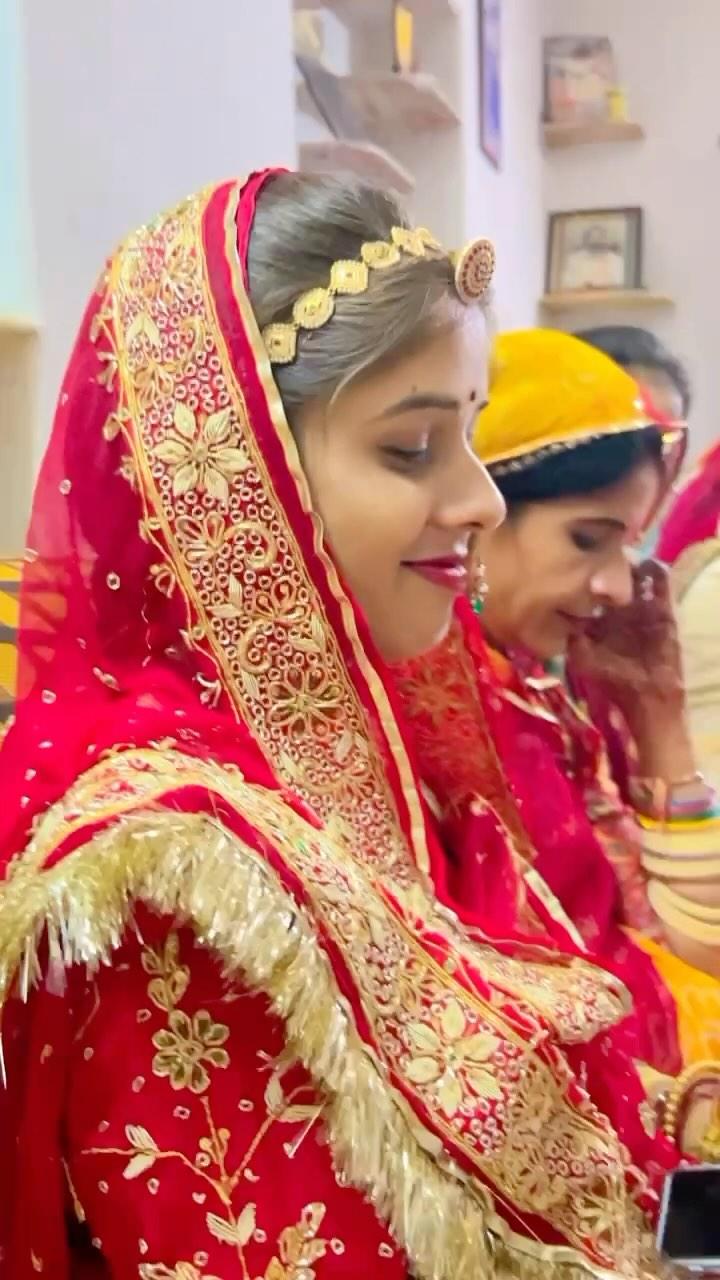 ❤️❤️


royalrajputana #weddingwibes #royal #rajput #baisaraj #royalrajputanaculture #rajasthani #raiasthaniculture #dancevideos #rajasthani #banna #viral/ #baisa #rajputiposhak #rajputidresses #rajputanastyle
#kota #jaipur # Jodhpur