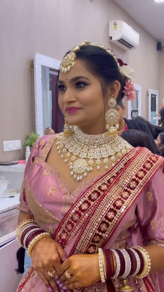 Makeup srishtee08 
Hairstyle shivangipandeyupmanya 
Jewellery newshankargeneral 
#brideofshivangisdl