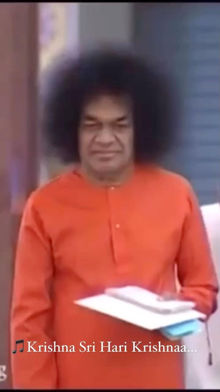 Loving Sairam🙏 🦚Holy Karthika Ekadashi🦚 

“Sweeter than sugar, tastier than curds, extremely sweeter than honey,
Is the chanting of the Divine Name
Recite, oh mind, the Nectarine Name Of Shri Krishna for ever
So Says Bhagawan Sri Sathya Sai Baba❤️

Copy n paste the below link for the bhajan
https://youtube.com/SriSathyaSaiBhajans
srisathyasaiofficial