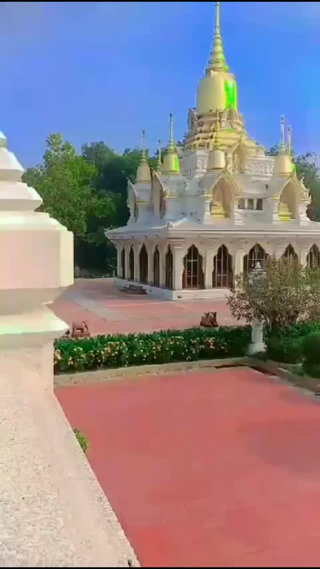 नमो बुद्धाय
A day spent in mindful tranquility
The serenity and power of this temple is unmatched, place of profound beauty and spiritual perfection
In the end, only three things matter: how much you loved, how gently you lived and how gracefully you let go of things not meant for you" -Gautam Buddha