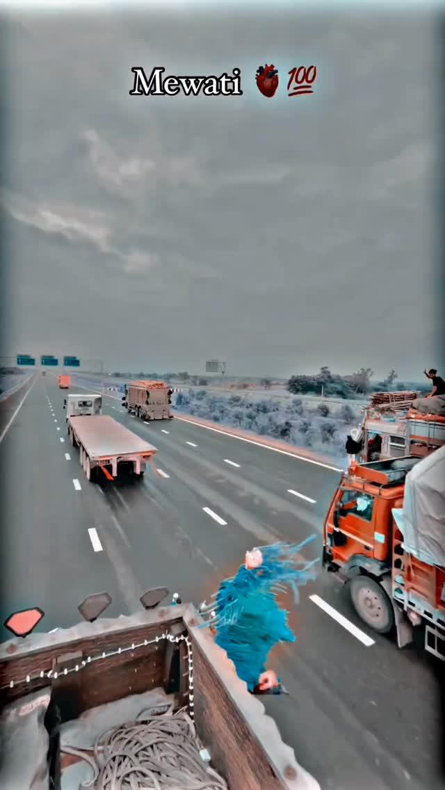 Truck Lover 😍🚛 

#trending #rani #instagram #instagood #viral #treding #trucklovers #truck #trucks #trucklife #truckdriver #tripal #rain #reelsindia #reelsviral #reelsinsta #reelsinstagram #lovequotes #risk #work #follow #myin #trending #driving #jaipur #ajmer #nagour #truck #driving #jaipur #ajmer #nagour 
trendingsong #trendingsound #trending #haryana #haryanv i