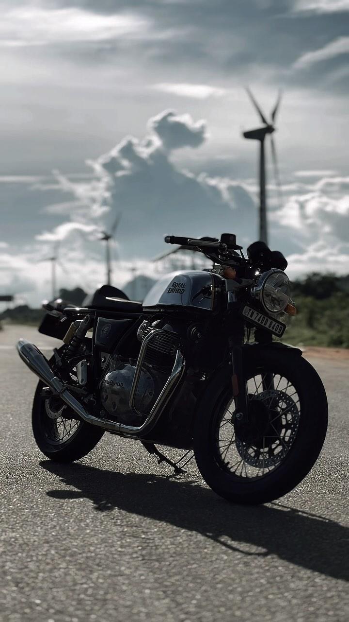 Negative Sir💀

continentalgt650
continentalgt650
continental._gt650
royalenfield_continental_gt650
royalenfield 
royalenfieldtribe