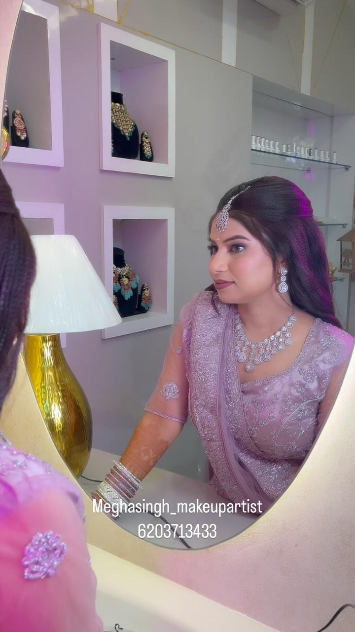 Engagement look meghasingh_makeupartist meghasingh_makeupartist 

DM for booking 6303713433
Beautiful bride priyanka______223