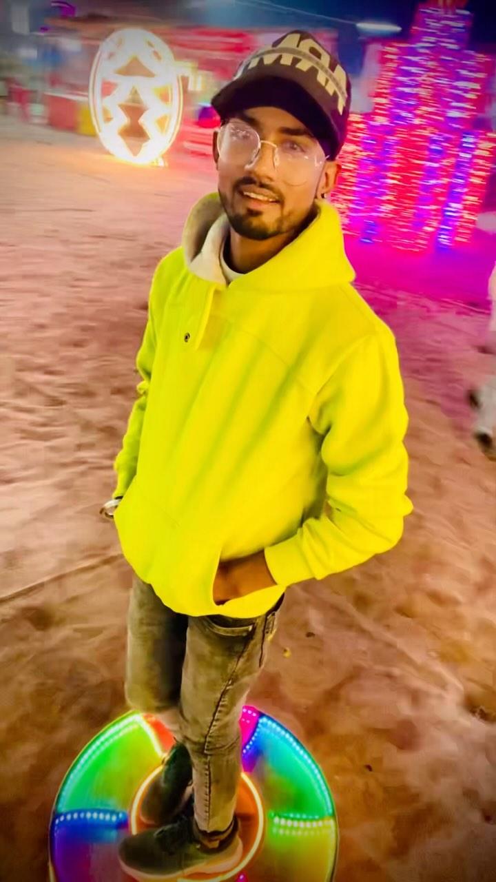 College ki ladkiyon 🫶❤️🥰🎡👈