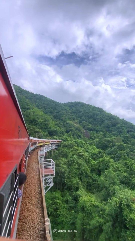 Araku train journey 
📽️vishnu_rao_22 

Do follow:_vizag_love for more updates