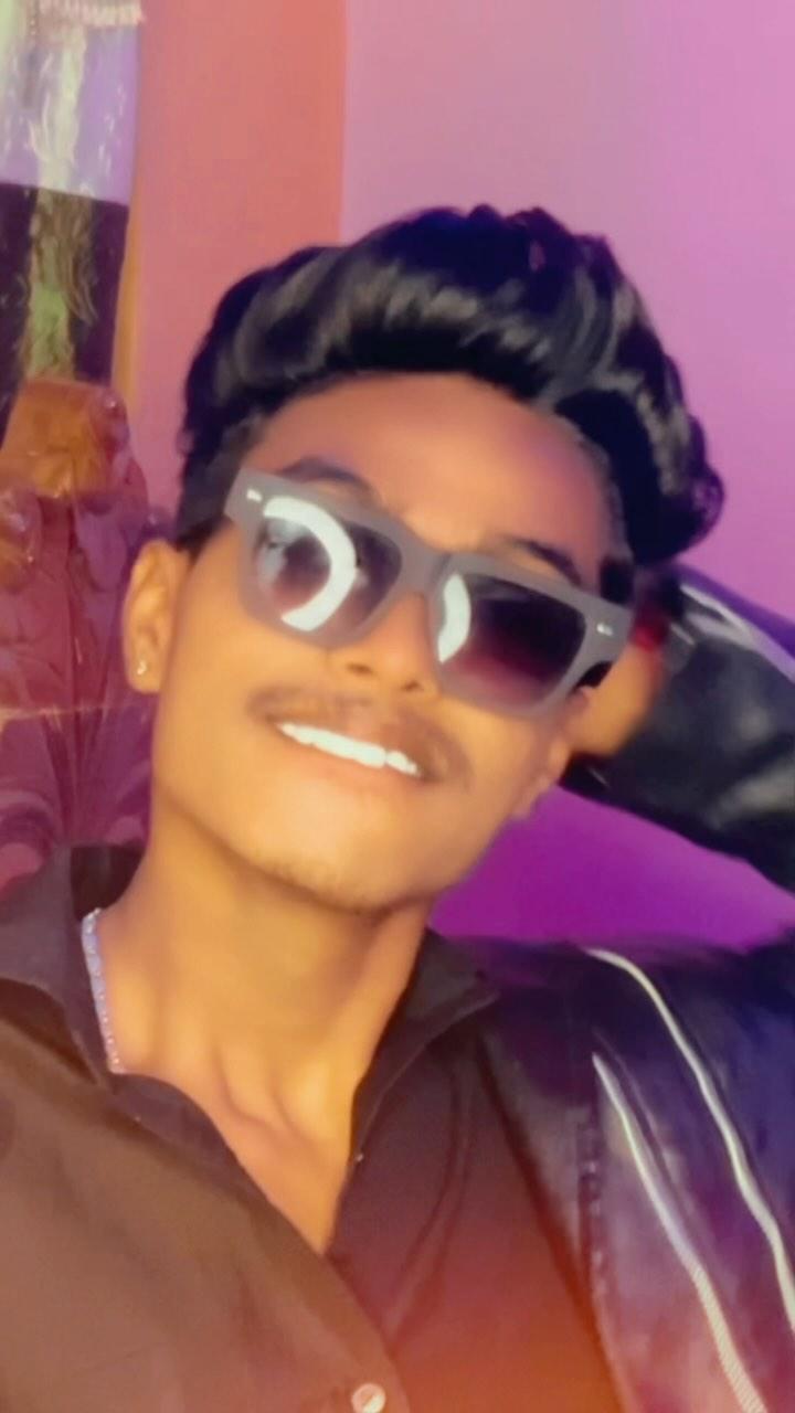 Style jo😎hai mera👀special❤️‍🔥

#omii_boi_3 💨 #stylish #style #new #smile #happy #model #instagram #explorepage✨ #instagood #expression #trend #reels #viral #instalike #likesforlike #hollywood #bollywood #sambalpuri #sambalpur #odisha #india 🙌🏻