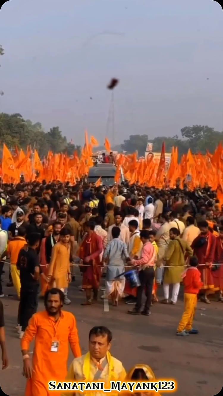 सनातन हिंदू एकता पद यात्रा 🚩🙏🏼
जय श्री राम 🚩🙇🏻‍♀️
जय बागेश्वरधाम 🚩🙇🏻‍♀️