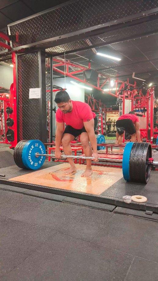 Belt less 
Conventional 
Deadlift=220
DM for workout and nutrition plan
Freelance training#online workouts
#Fitness coach # powerlifter#strong Aman #benchpress#deadlift#squat#powerlifting #rawpowerlifting #classicpowerlifting  #mumbai#mumbaisuburban#amanbhoumik#indianpowerlifting#IPfederation#maharashtra State benchpress