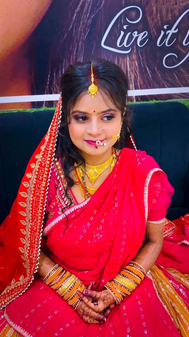 Reception Makeup✨💫 #reception #bride #receptionmakeup #dehrionsone #Rohtas #makeup #bridalmakeup #makeupartist #makeuptutorial #unisexsalon #instagood #nailart #trendingsongs #indian #hairstyle #viralpost2024 #facebookreelsviral #trendingreelsvideo #viralshorts #BridalMakeupMagic #BiharBrides #rohtasdistrict #instareels #partymakeup #indianwedding #hairstylist #nailsofinstagram  #hairtransformation Jawed Habib Dehri