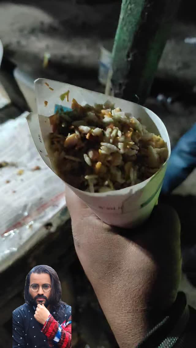 Tasty Garam Garam MurMura 
Brajrajnagar Gandhi Chowk