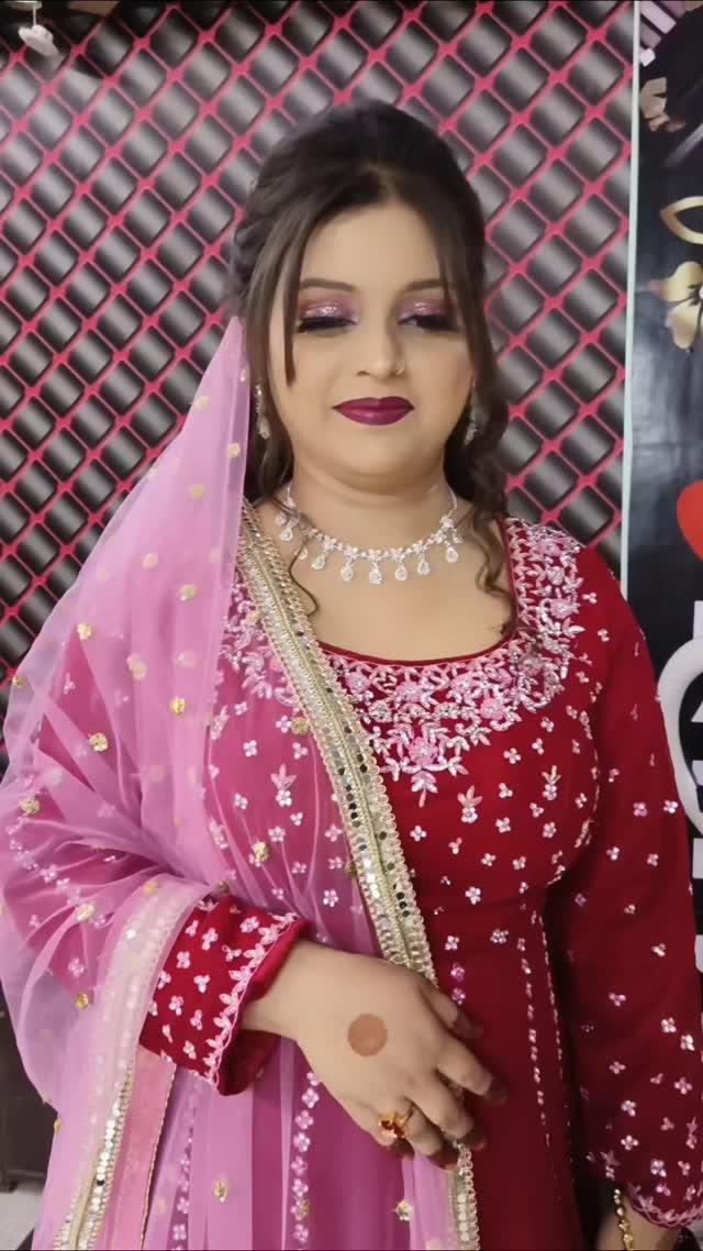 #makeup #party makeup look makeover by #makeupartist #mahoba #alha chowk petrol pump ke samne Suri flex 🥰