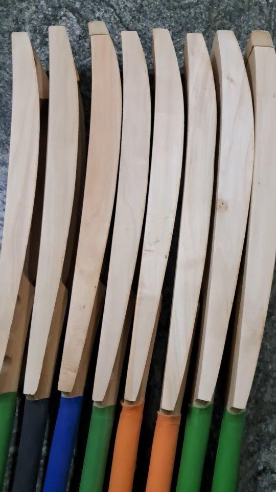 Top quality Kashmir willow bats available for Stumper, lite and hard tennis
Contact: 9629923347

Cricket love❤️ 😍🏏