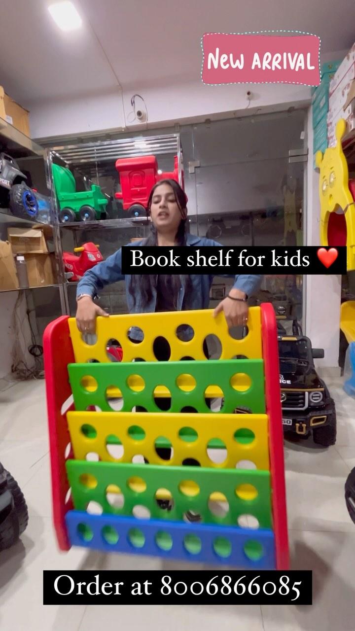 Book shelf for kids