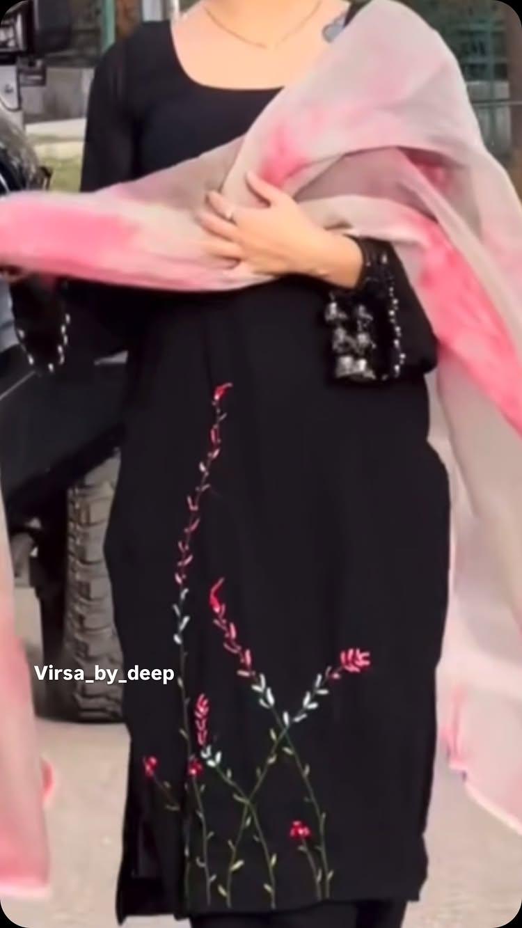 Causal wear~ virsa_by_deep 

🖤

Rediscover your love for fashion with our curated collection that speaks volumes
Let your wardrobe be a mirror of your exquisite taste and vibrant personality 🌸

DM for details 📝
virsa_by_deep