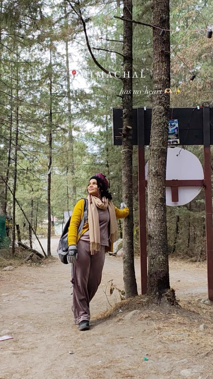 Naina was right 
Waha uss pahad ke hawa mein ek nasha sa tha”

🍂🌳⛰️🌄✨