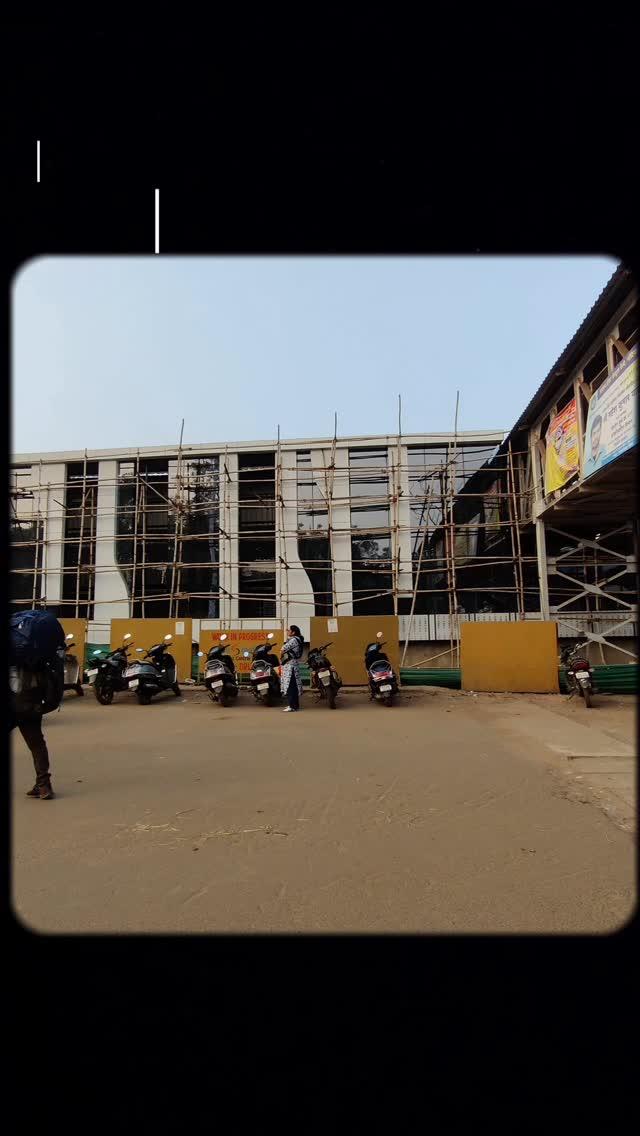 Gondia New Railway Station Look 🌎
gondia 
#railway 
#railwayexams 
#railwayphotography 
#view 
#look 
#reels 
#edit 
sankethemane 
ujwalchute 
ruppu543