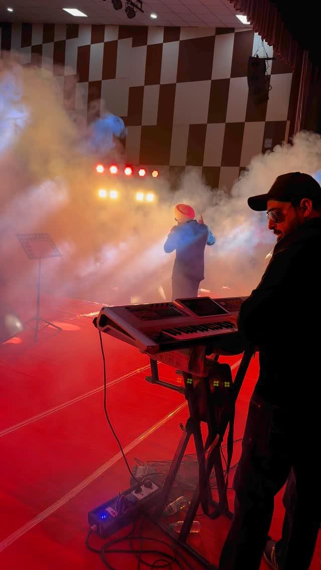 Bapu Tere Karke Jhansi 🔥
#baputerekarke 
#amarsandhu 
#tarunpeelukeyboardistband 
#jhansi 
#up 
#liveshow 
#utarpradesh 
#lastnight 
#instagram 
#instagood 
#trending 
#viral 
#followme 
#tarunpeelukeyboardist 
Love U Jhansi Walo Dilse ❤️🫶🏻✌️