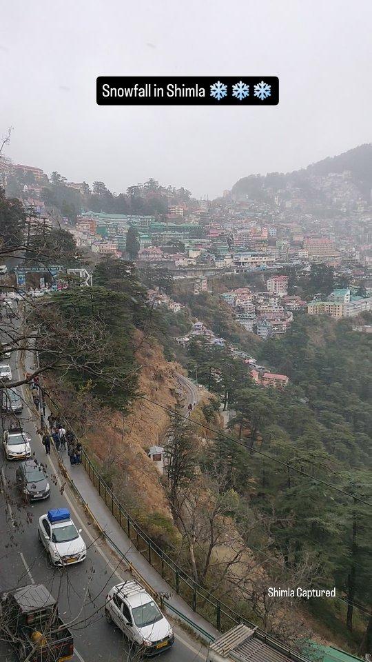 Snowfall in Shimla ❄️
Video : - 23rd December, 2024
Video : - shimla_captured