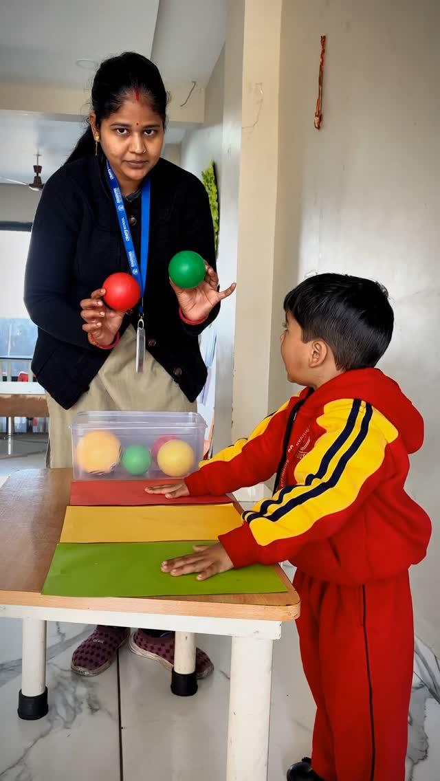 Colour Activity🎨🥰

These activities increase the mind and body coordination and improves thinking power too!! Because edify.shishuvan we believe every kid ahould have an overall development 👍🏻💕