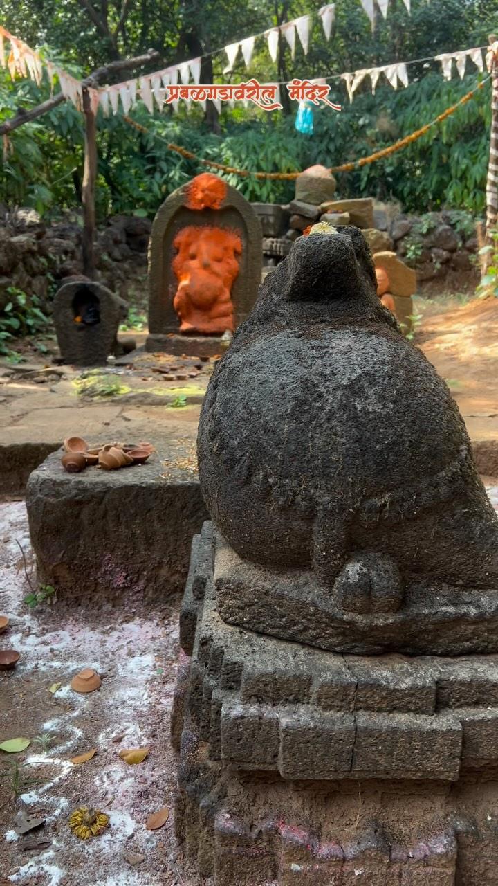 प्रबळगडावरील शिवकालीन मंदिर 🚩

réel #reelsinstagram #reelsvideo #reelitfeelit #reel #reelkarofeelkaro #reelvideo #reelsindia #reelsviral #fort #maharashtra #maharashtra_forts #maharashtra_gadkille #gadkille #raigad #travel #food #photography #tikhatmithbynikhilpowar #maharashtra_ig #kalavantindurg #prabalgad #trek #sahyadri #history #temple 

nikhillandscaper