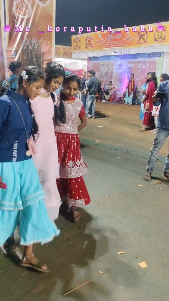 Cute girls dance 💕Nabarangpur Mondei 💕2024

Mr _koraputia_babu
nabarangpur #nabarangpuria #nabarangpurgirls 
#koraputiasong #koraputia #koraputiareels #koraputiadesiavideo #koraput #koraput❤️ #koraput❤️ #koraputiabaja #koraputiastatus #koraputiareels🔥❤️‍🔥💯💫⭐💥 #koraputiagirl ❤️