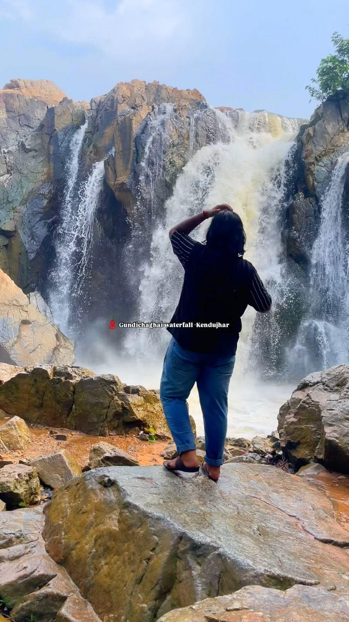 The only thing I want to do every day - travelling 🧭 

(Beautiful waterfall - Gundichaghai , Kendujhar ,Odisha , nature, keep it clean , be kind to nature )